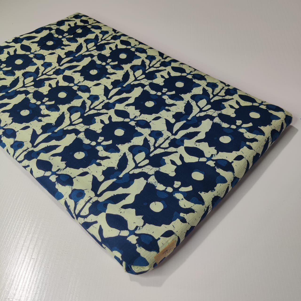 Bold Floral Cotton — Indigo